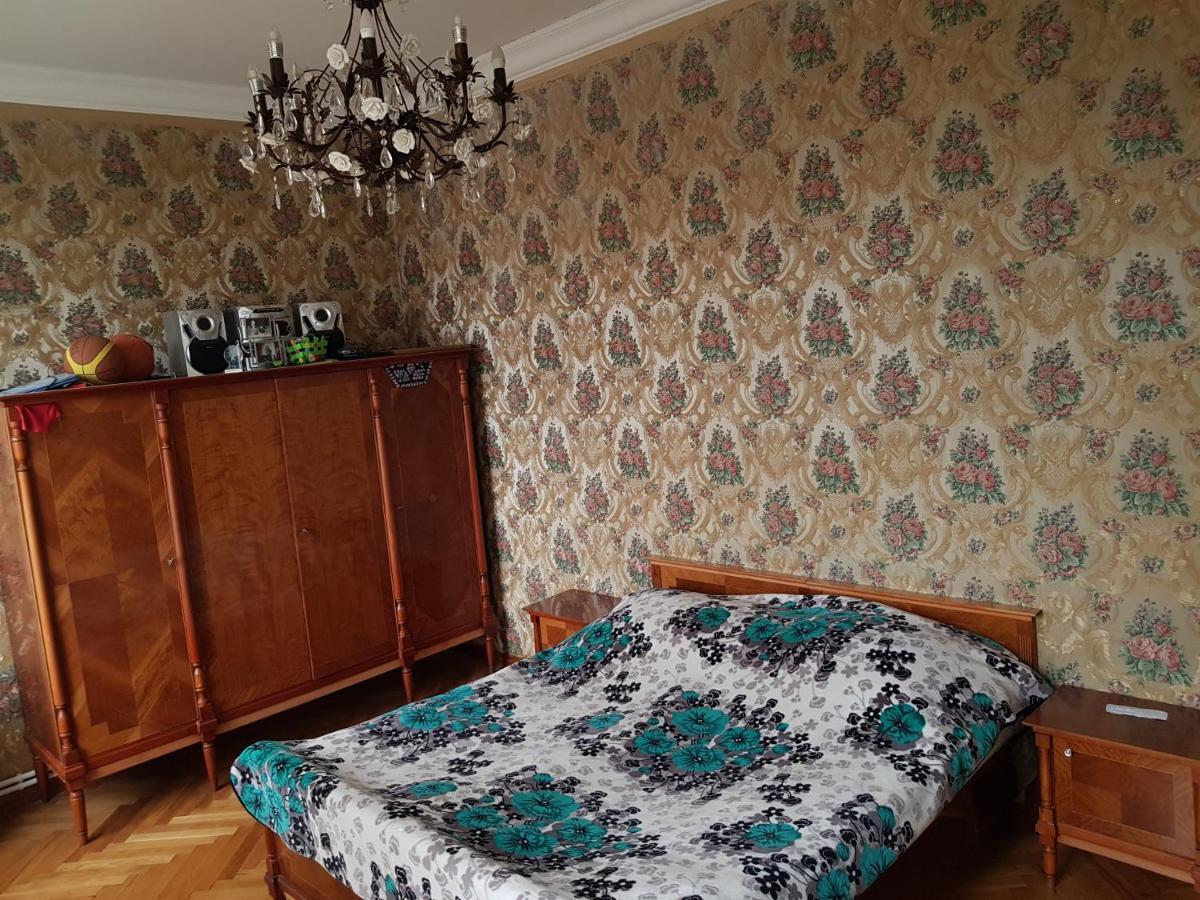 Shirim Guesthouse Zugdidi Buitenkant foto