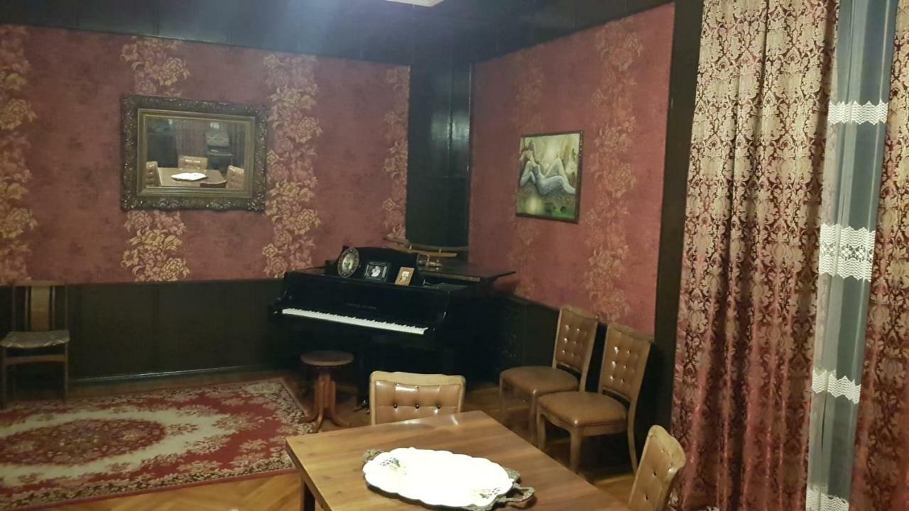 Shirim Guesthouse Zugdidi Buitenkant foto